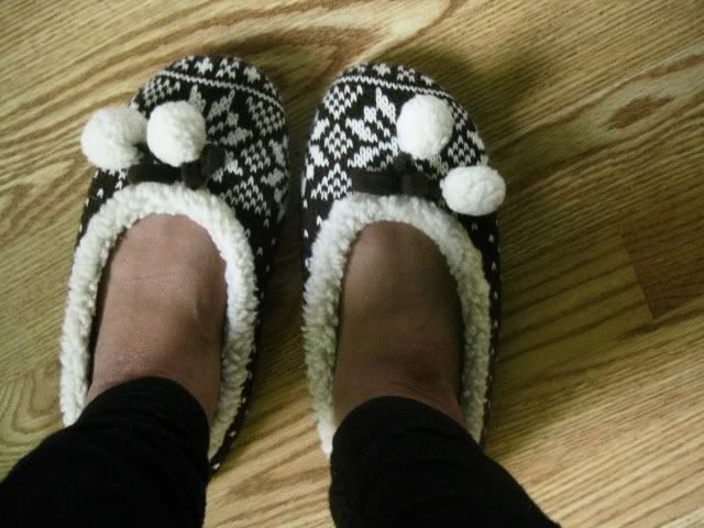 slippers snow photo: Slippers Picture450.jpg