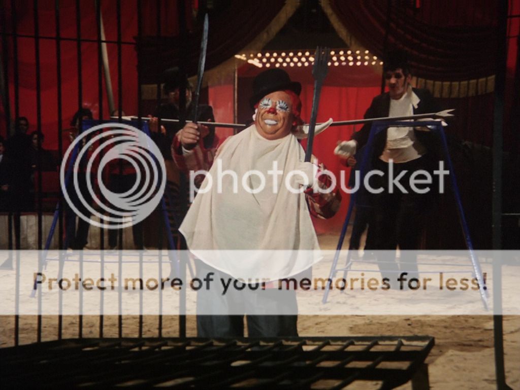 photo clowns5big_zps3m1kysh9.jpg